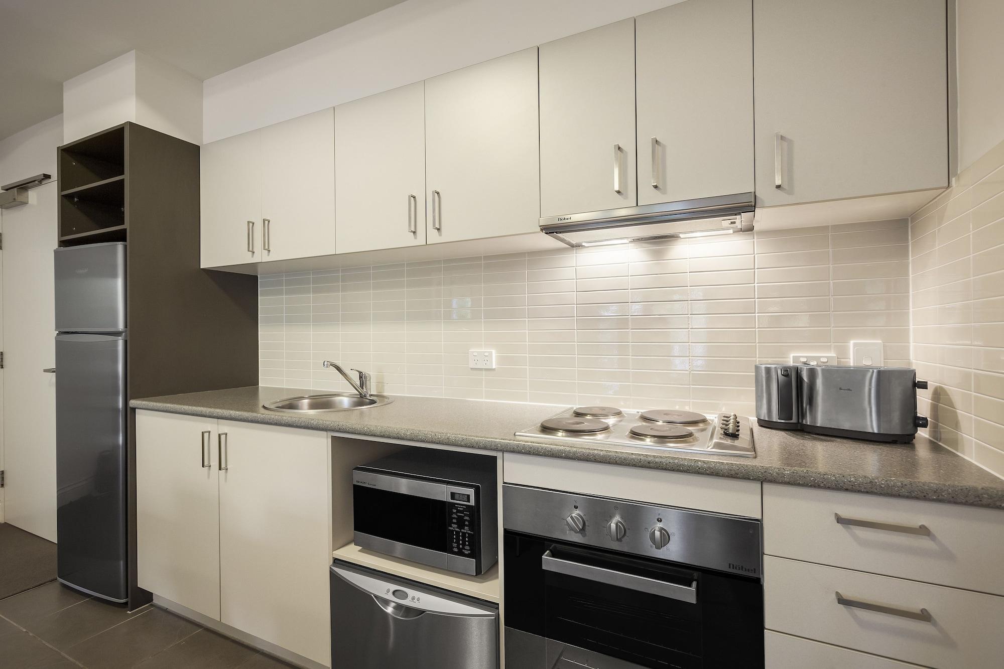 Quest Aparthotel 4*